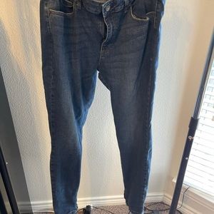 Skinny jeans with ankle zippers